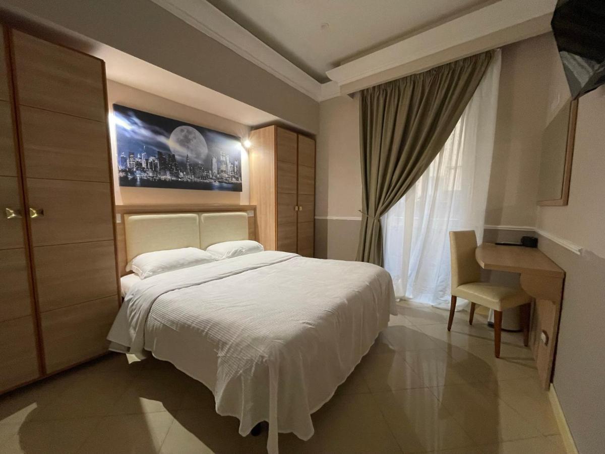 Spqr Suite - Rome — Foto’s 3
