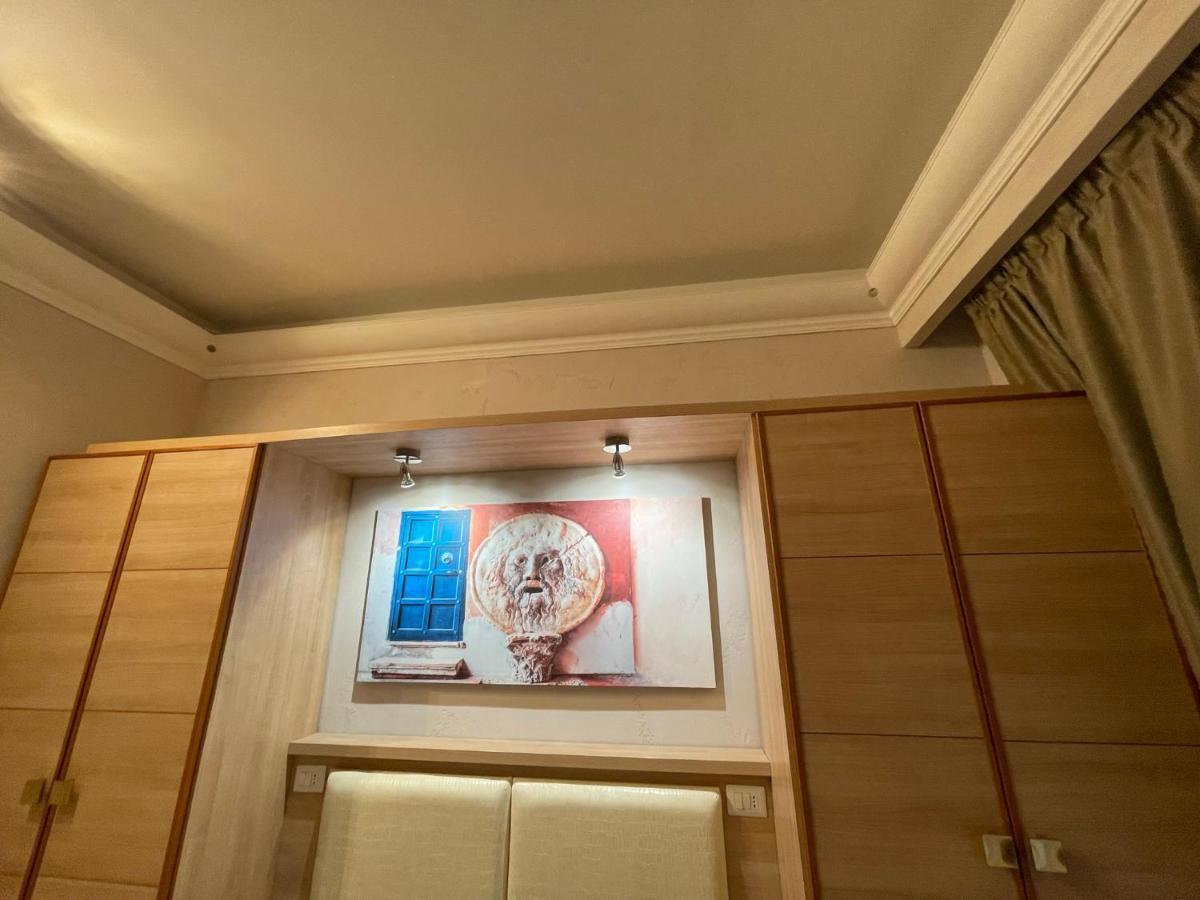 Spqr Suite - Rome — Foto’s 1
